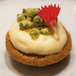 アマラントス - ランチコース 15950円 のピスタチオのタルト