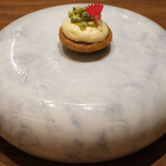 アマラントス - ランチコース 15950円 のピスタチオのタルト
