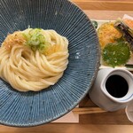 Kirimugiyajinroku - 野菜天ぶっかけうどん（1050円）