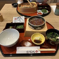 うなぎ和食 しら河 名駅店 - 