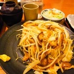 和食れすとらん 天狗 - 2013年9月　野菜たっぷりあんかけ焼きそば　