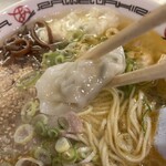 麺処 あきら - 口内上顎の火傷の心配無し！
