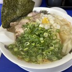 来来亭 - 塩ワンタン麺1000円