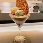 パフェ、珈琲、酒、佐々木 - 