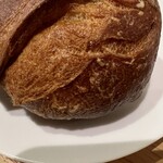 TOLO PAN TOKYO - 世田谷バゲット　の先端アップ