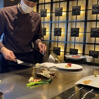傳火 鉄板焼 - 