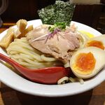 三田製麺所 - 冷やし鯛だし塩つけ麺（特盛）、三田盛り980円（毎月３日の「三田の日」は、三田盛り無料）