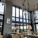 MB GALLERY CHATAN by THE TERRACE HOTELS - ラウンジ兼朝食会場