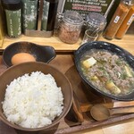 卵かけめし 肉すい専門  やまや - 