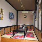 かつじゅん - 内観（小上がり）