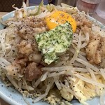 ラーメンきずな - まぜそば半分全マシブルギニオンバター
