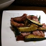 ノリノ穴 - ズッキーニとベーコンのソテー♪