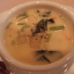 Petit Restaurant & Wine Boutique メゾンクレール - 葛飾野菜のクリームスープ。スープに深みがあり濃厚