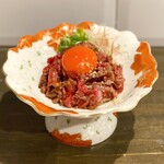 おきなわステーキ酒場 さぎり - 炙りユッケ