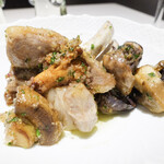 ル・マノアール・ダスティン - 