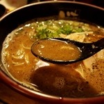 市丸屋台 - 市丸ラーメン スープ