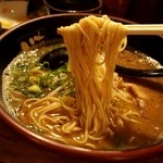市丸屋台 - 市丸ラーメン 麺