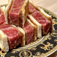 奥 - 