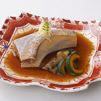 天然鮪のカマ　煮付け