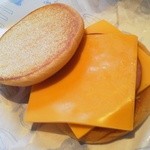 マクドナルド - マックトースト＠ちぇダーチーズとロースハムをサンド！