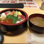 すし椿 - 海鮮丼