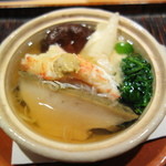 神楽坂 石かわ - 鮑と蟹の小鍋