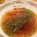 龍上海 - 14年ぶりの訪問。前回もつけ麺の日。今年は流行りの昆布水つけ麺。でも醤油が前面に来てて昆布感はそれほど。