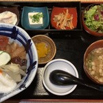 東北六県 みちのく酒場 - づけとろろ丼