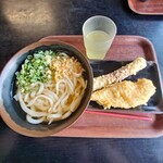 あやうた製麺 - かけうどん(中 2玉)、ちくわ天、とり天