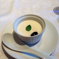四川豆花飯荘 東京店 - 杏仁豆腐