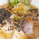 みなとや - 胡椒、柚子胡椒、一味を加えてスパイシーに(*^O^*)