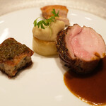 アマラントス - ランチコース 15950円 の花悠仔豚 ロースのロースト 根セロリ