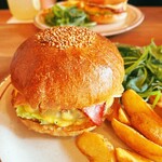 CRITTERS BURGER - 