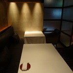 TIRPSE - 店内は旧カンテサンスそのまま