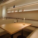 Cafe & wine bar Noble One - ボックスシート