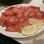 Horumon Yakiniku Hachi - 