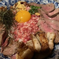 馬刺しと焼き鳥 グルマン三年坂 - 