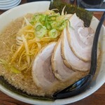 Sansui Ramen - ネギチャーシューめん