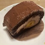 GOLD SHEEP CAFE - 【チョコばななロール】バナナが新鮮で甘くて美味しい！