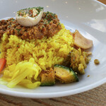 TABLE - 副菜による味変も楽しく､