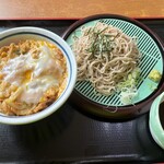 山田うどん - 料理写真:かき揚げ丼とおそば