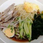 ラーメン大学 - 冷やし中華 900円