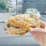 Lion BAKERY - ハムロール 250円