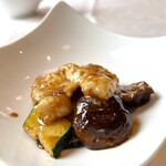 チャイナダイニン 浪曼路 - 若鶏と野菜のオイスターソース