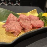 Wagyuu Yakiniku Ushimaru. - 