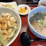 名物げそ天丼と自家製うどん お多福 - ランチタイム限定　1200円