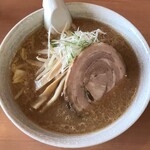 突撃ラーメン - らーめん・みそ　830円