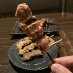 秘伝手羽先唐揚げと地鶏 焼き鳥 和個室 居酒屋 鳥心 - 