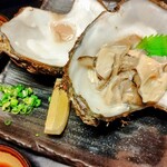 Shunsaku Shuwa - 岩牡蠣