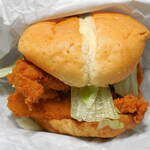 KFC - ...期間限定「ダブルチキンフィレサンド（550円）」、ケンタッキーでは珍しいボリューム系。。